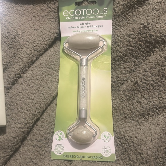 2 Brand new Vivitar simply beautiful facial roller and gua sha and jade roller - Picture 4 of 4